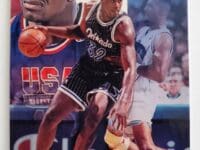 Shaquille O'Neal Card #77 Flair 1994 NBA "Rookie Year'"